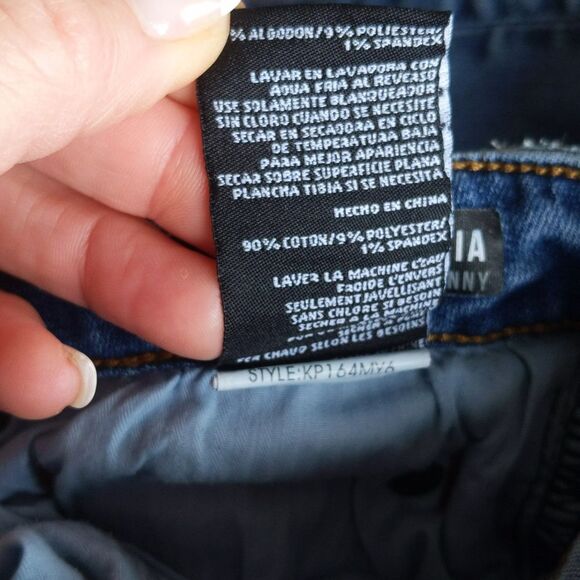 Kut from the Kloth Mia high rise skinny, 90% cotton denim jeans, sz 8 - Picture 8 of 11